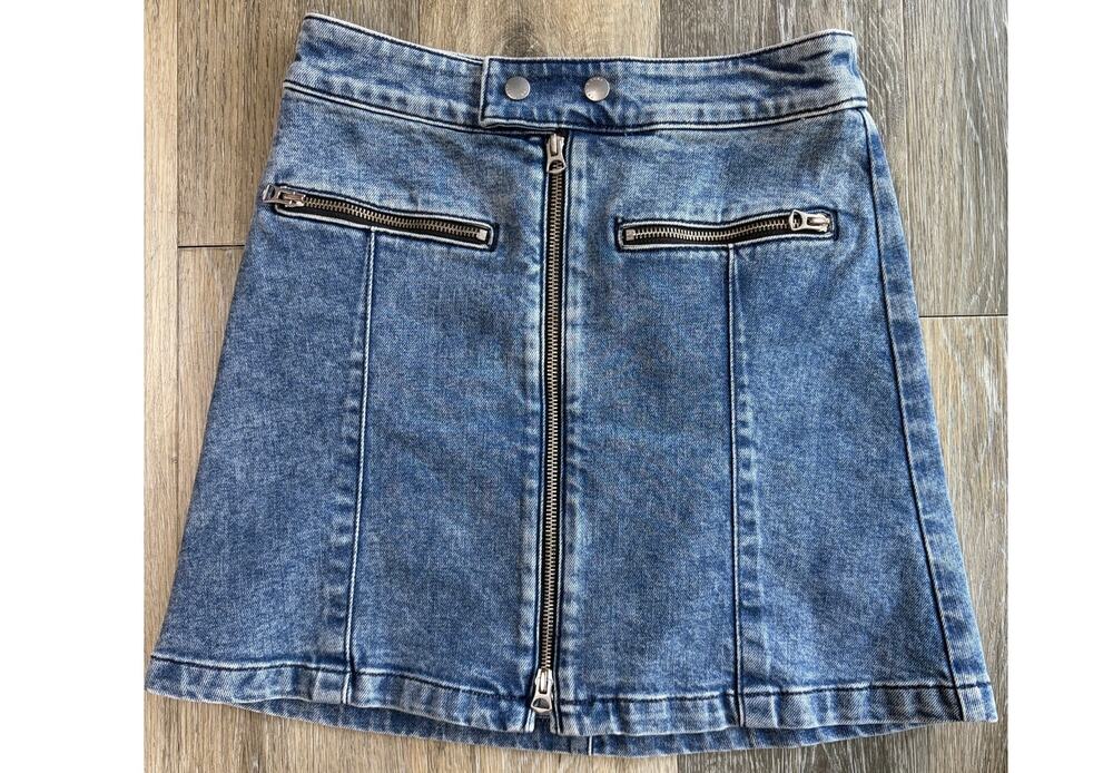 rag & bone Denim Mini Skirt Front Zip Moto Blue Jean Skirt Size 0